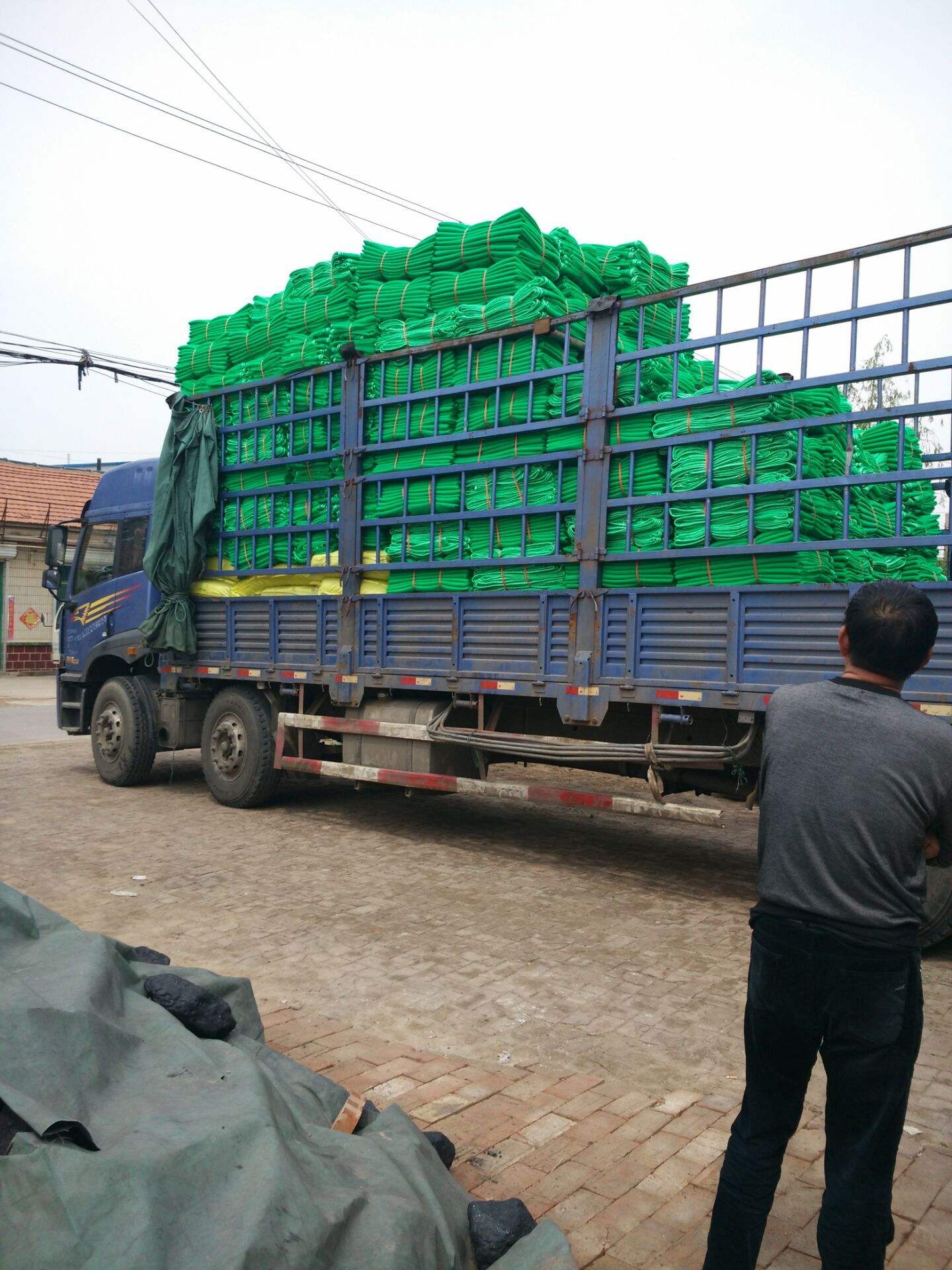 密目式成人快猫免费APP下载与普通防护网有什么区别